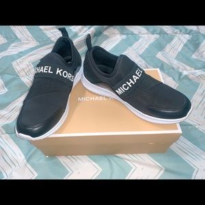 MICHAEL KORS tennis sport shoes
